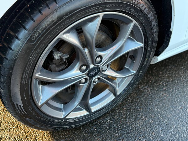 Used Ford Focus 2021 for sale - 73432786: Photo 8