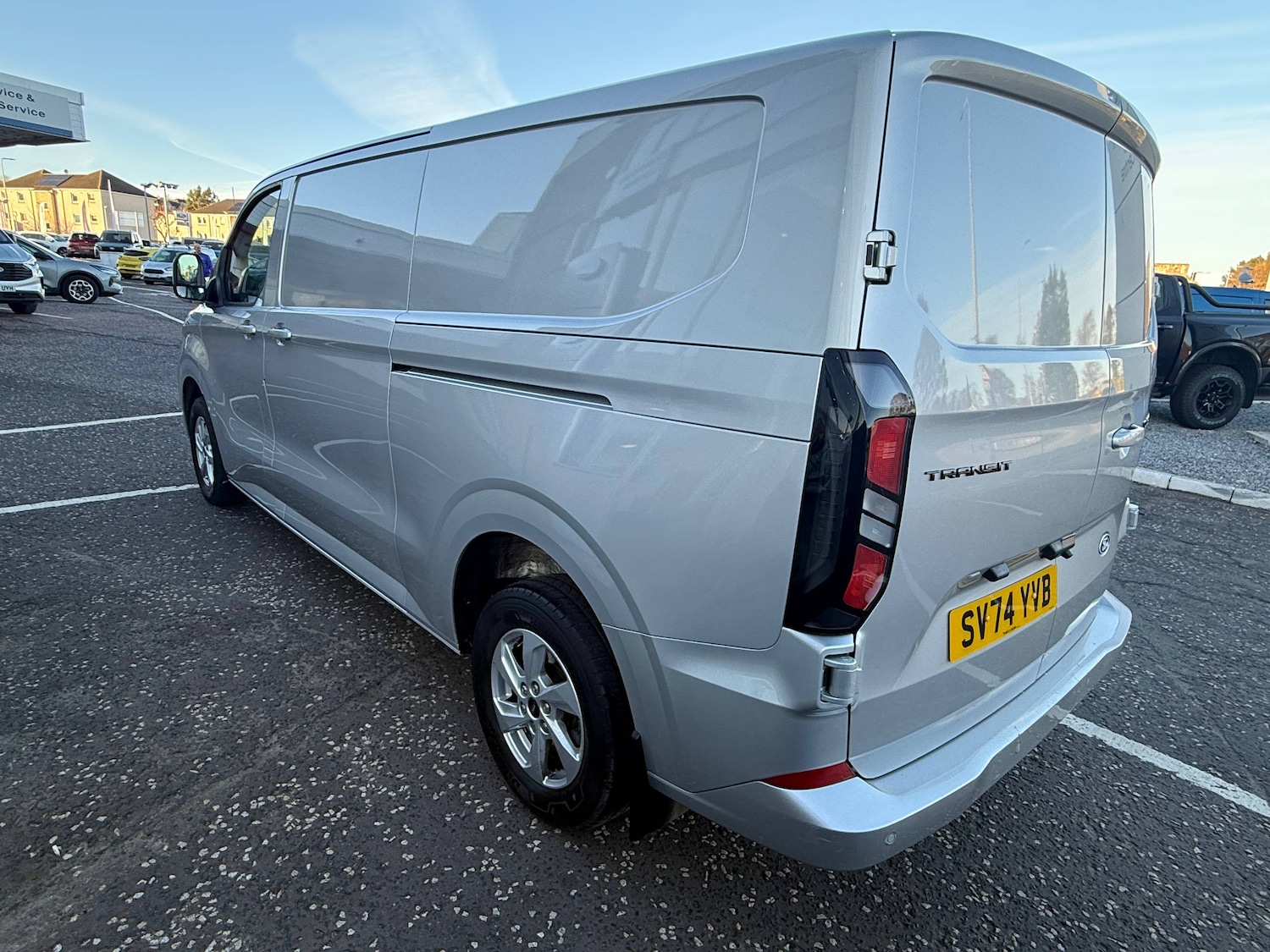 Used Ford Transit Custom 2024 for sale - 76603757: Photo 2