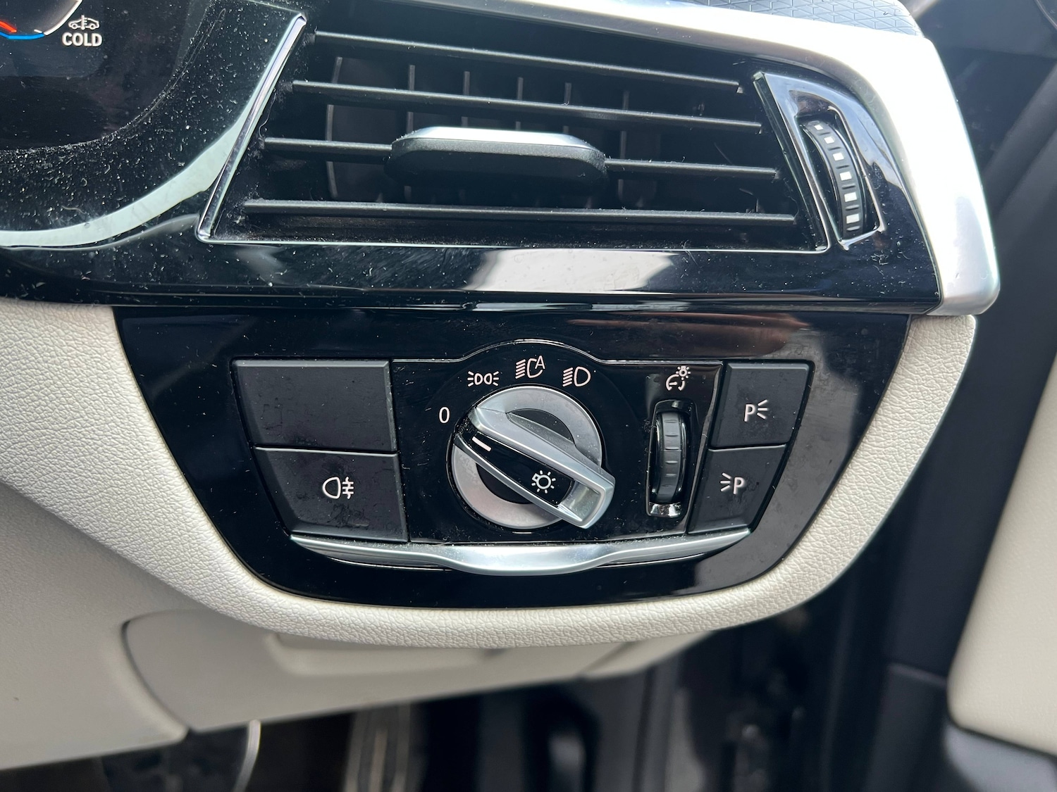 Used BMW 5 Series 2022 for sale - 76403401: Photo 28