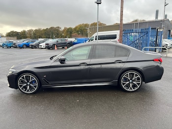 Used BMW 5 Series 2022 for sale - 76403401: Photo