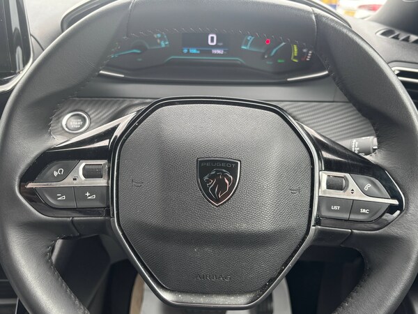 Used Peugeot 2008 2023 for sale - 75651536: Photo 14