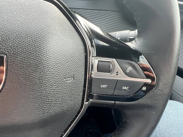 Used Peugeot 2008 2023 for sale - 75651536: Photo 36