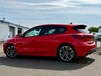Used Ford Focus 2023 for sale - 74516000: Photo