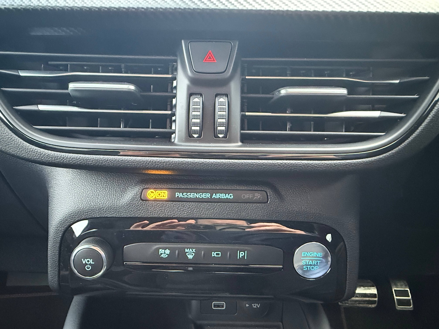 Used Ford Kuga 2024 for sale - 76659441: Photo 16