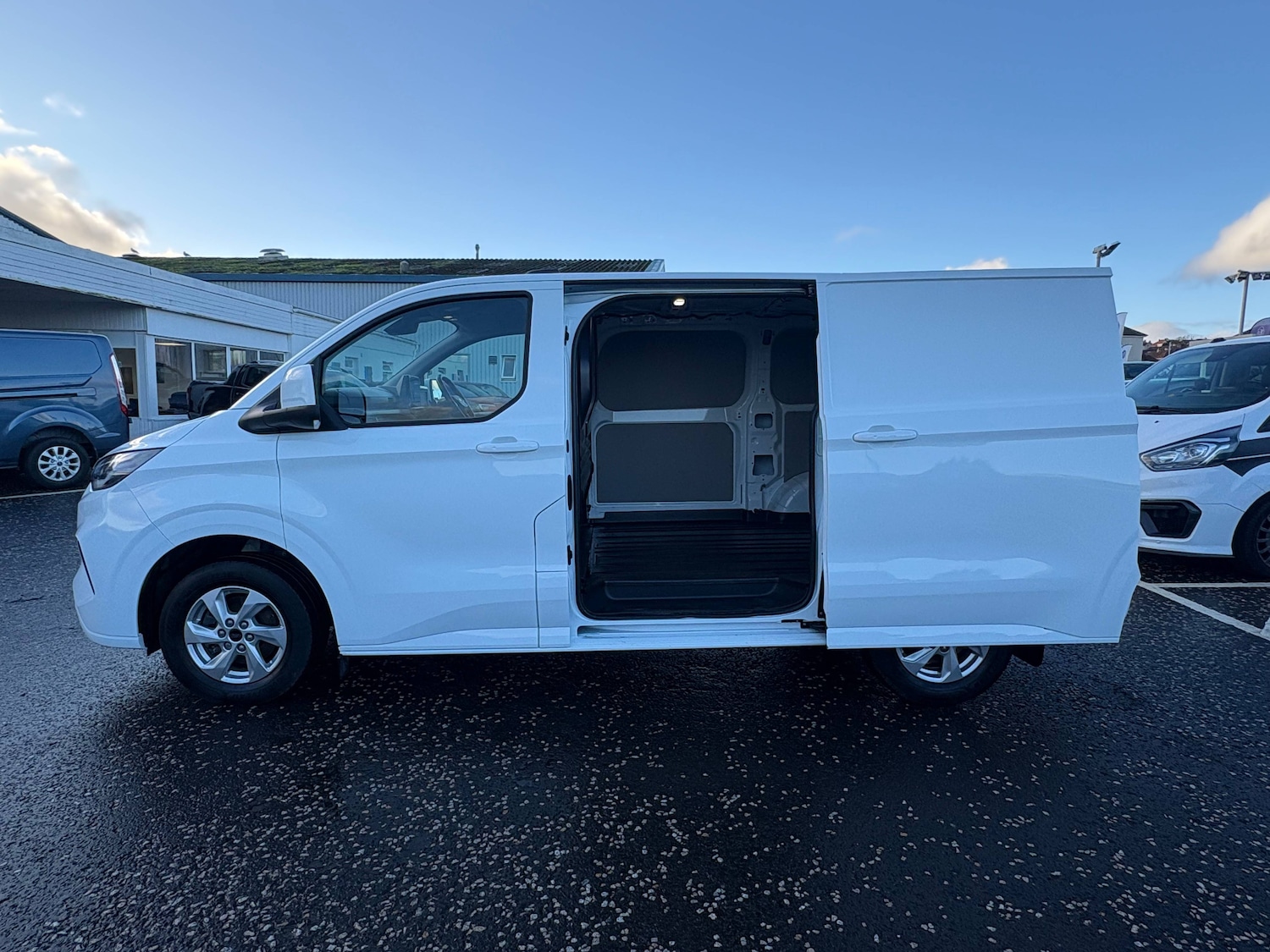 Used Ford Transit Custom 2023 for sale - 77211311: Photo 7