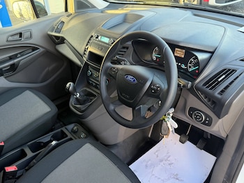 Used Ford Transit Connect 2024 for sale - 77137219: Photo