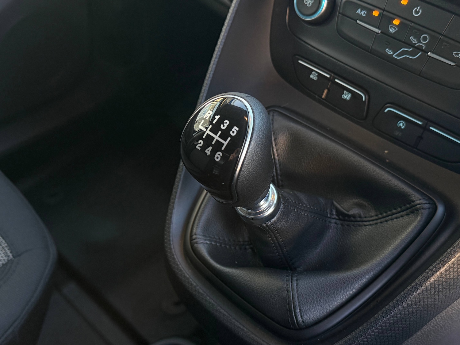 Used Ford Transit Connect 2024 for sale - 77137219: Photo 4