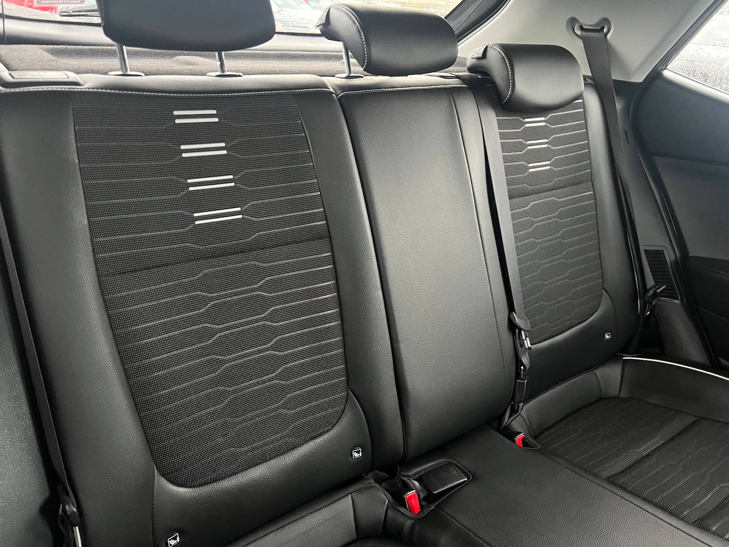 Used Kia Stonic 2022 for sale - 76488559: Photo 11