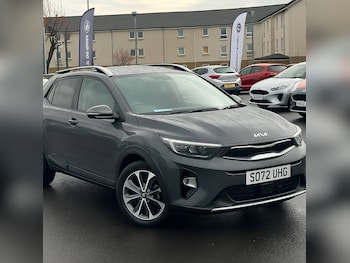 Used Kia Stonic 2022 for sale - 76488559: Photo