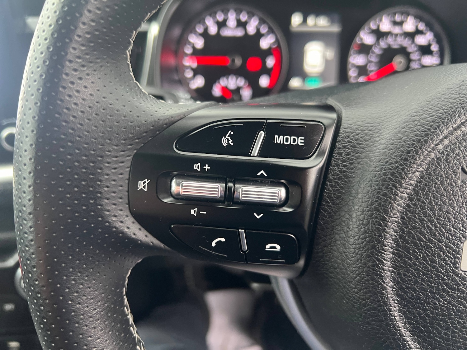 Used Kia Stonic 2022 for sale - 76488559: Photo 20