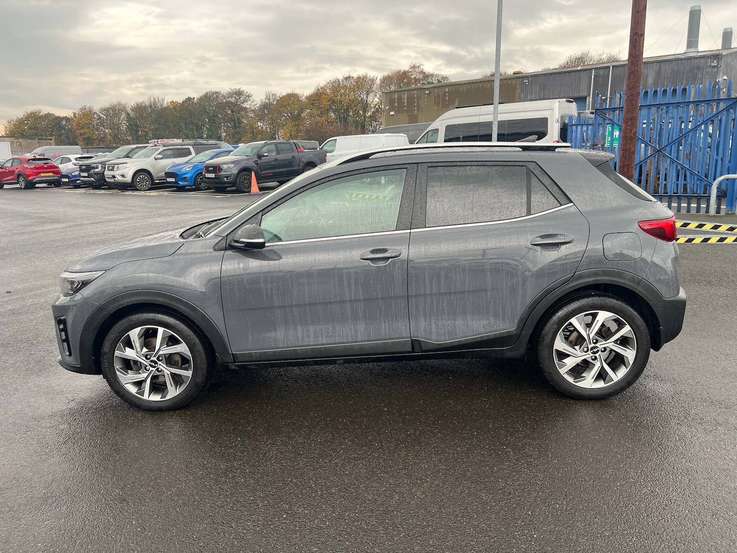 Used Kia Stonic 2022 for sale - 76488559: Photo 6