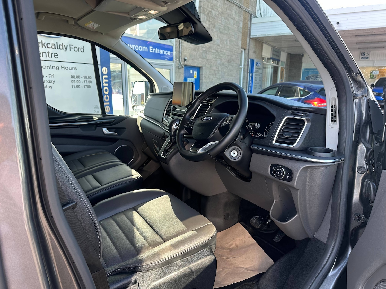 Used Ford Tourneo Custom 2023 for sale - 76065681: Photo 13