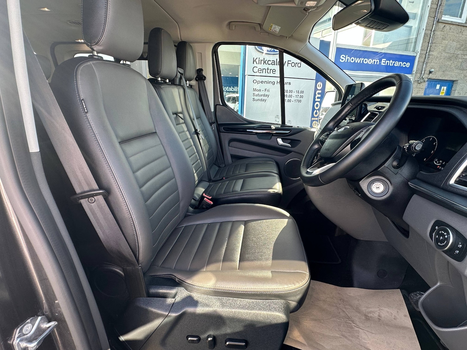 Used Ford Tourneo Custom 2023 for sale - 76065681: Photo 19