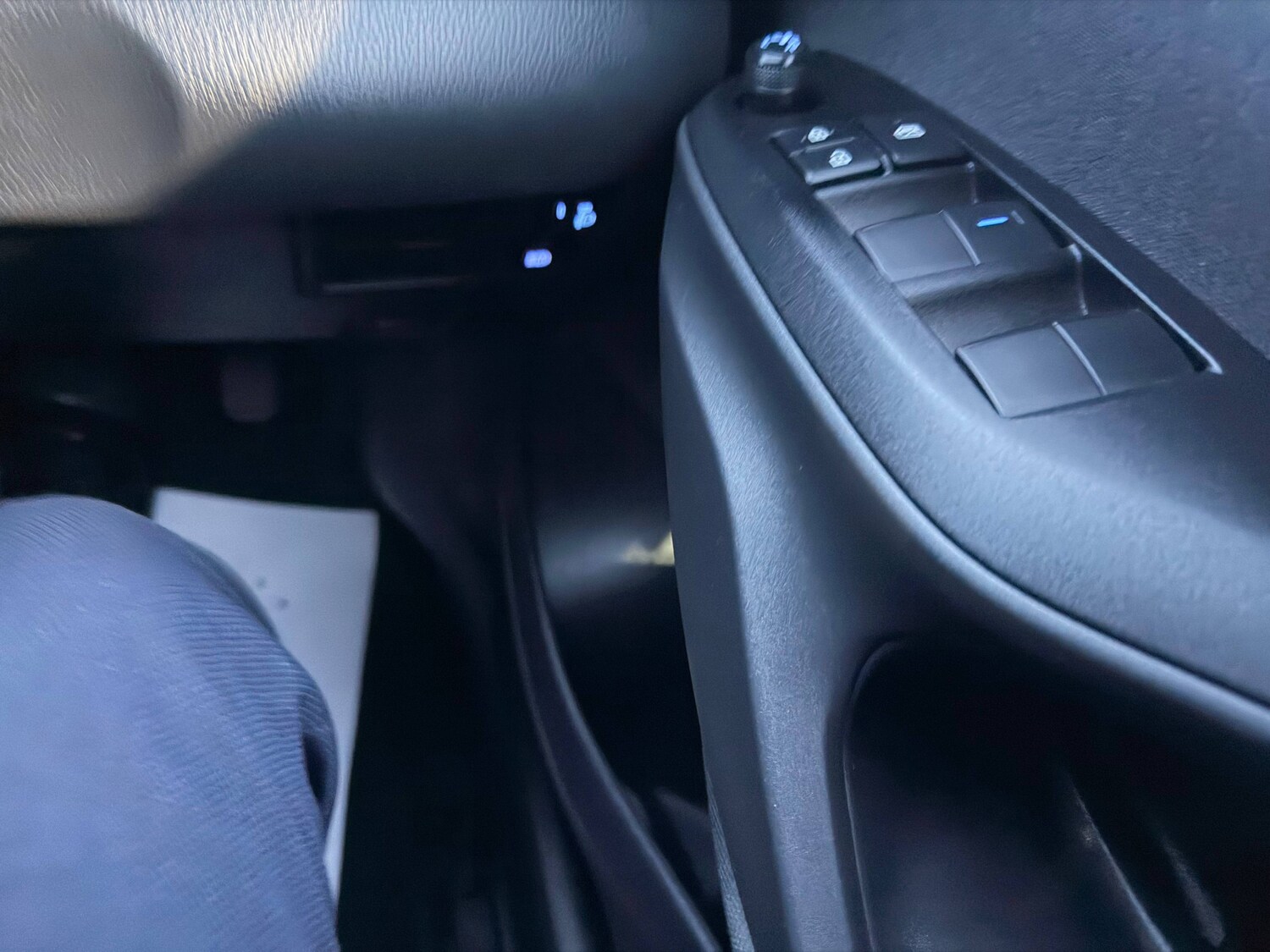 Used Mazda Mazda2 HYBRID 2023 for sale - 77650066: Photo 21