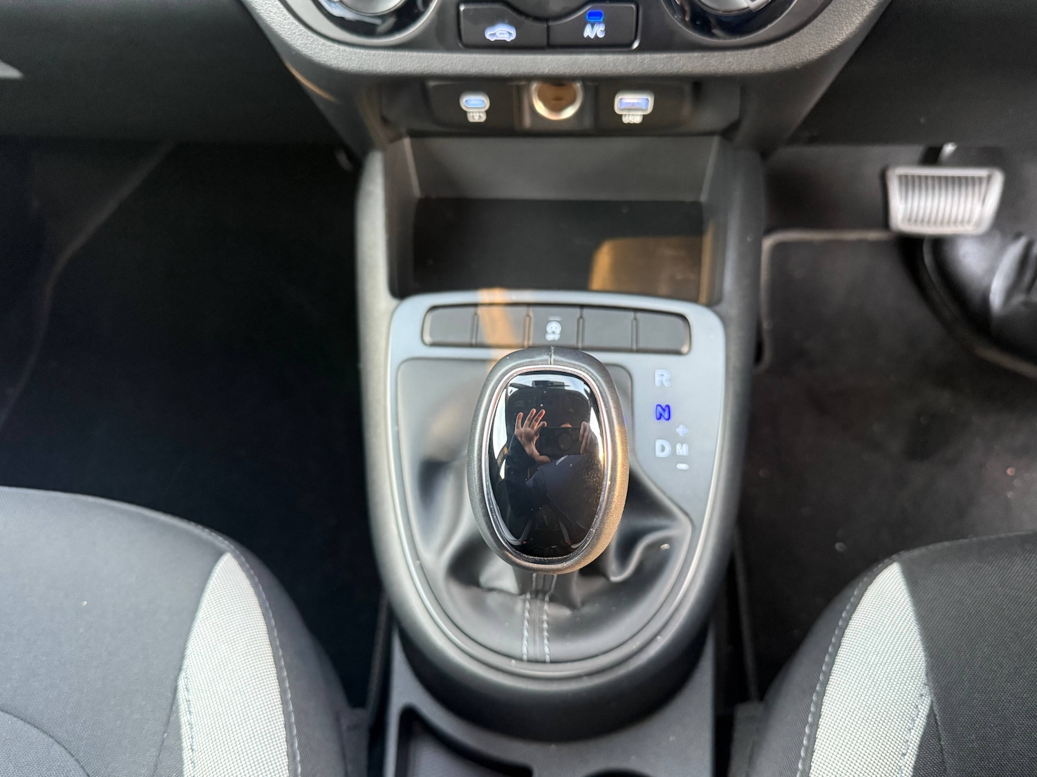 Used Hyundai i10 2024 for sale - 76603756: Photo 15