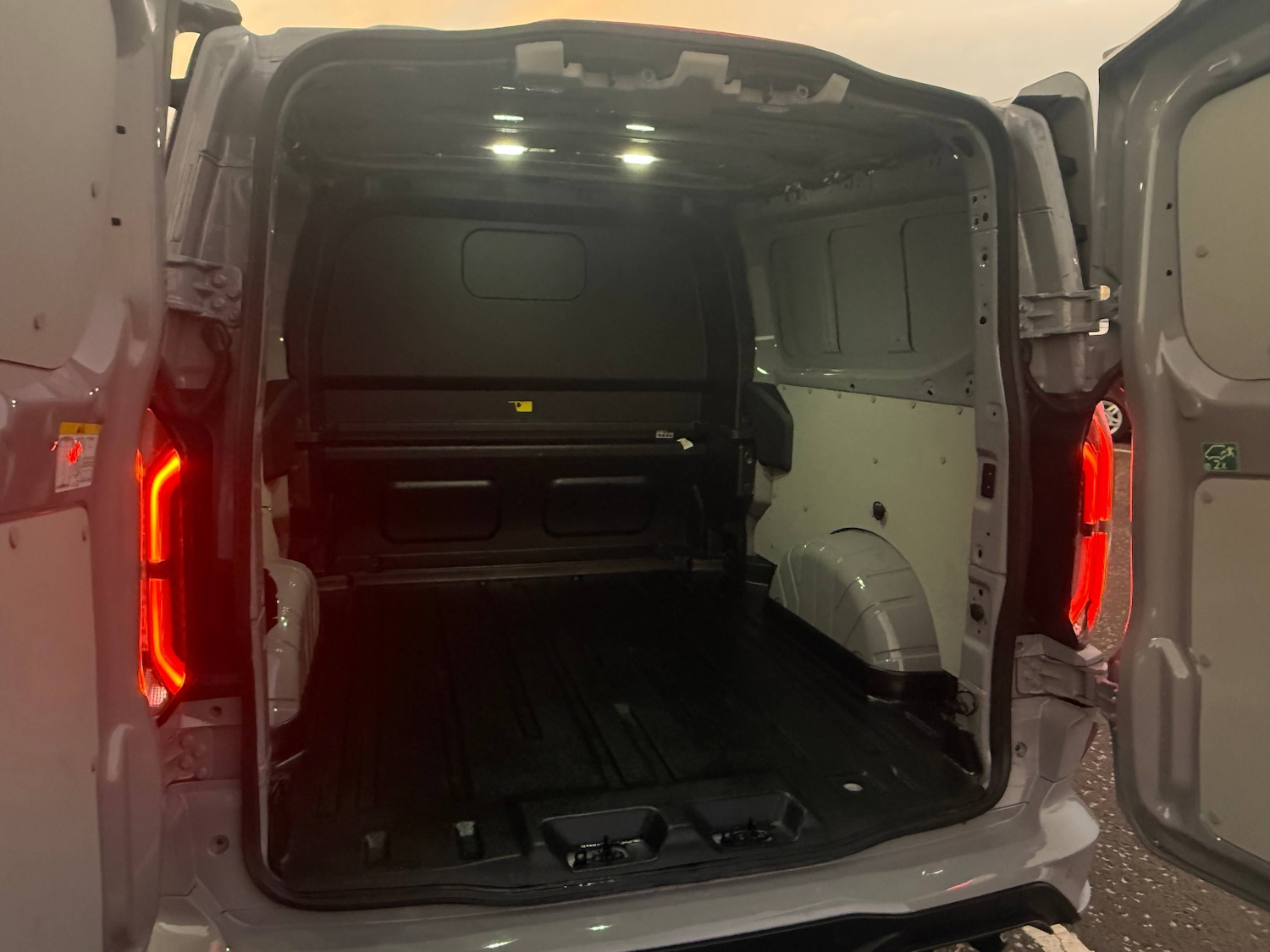 Used Ford Transit Custom 2025 for sale - 76603758: Photo 11