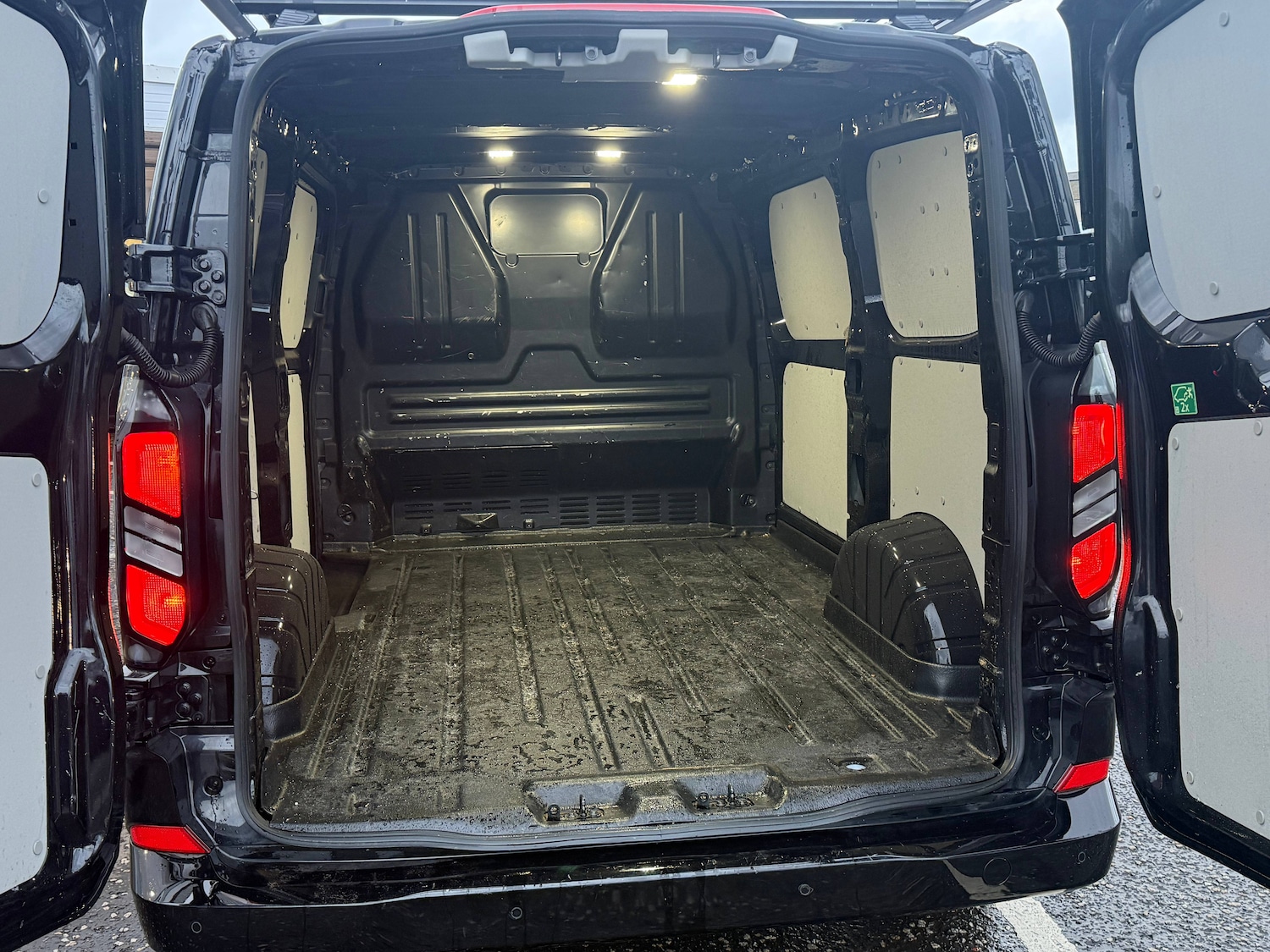 Used Ford Transit Custom 2024 for sale - 77069937: Photo 22