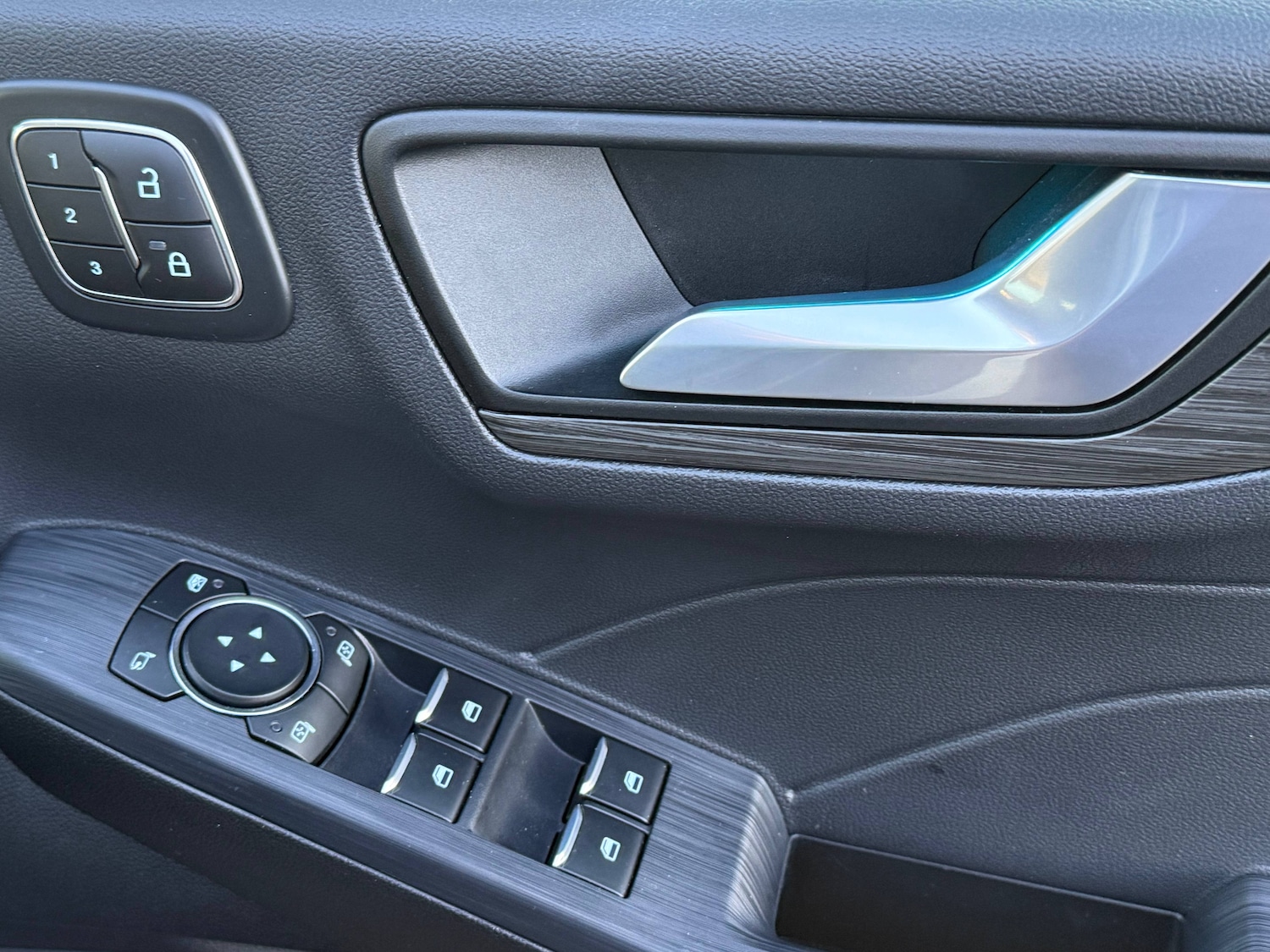 Used Ford Kuga 2025 for sale - 77919145: Photo 21