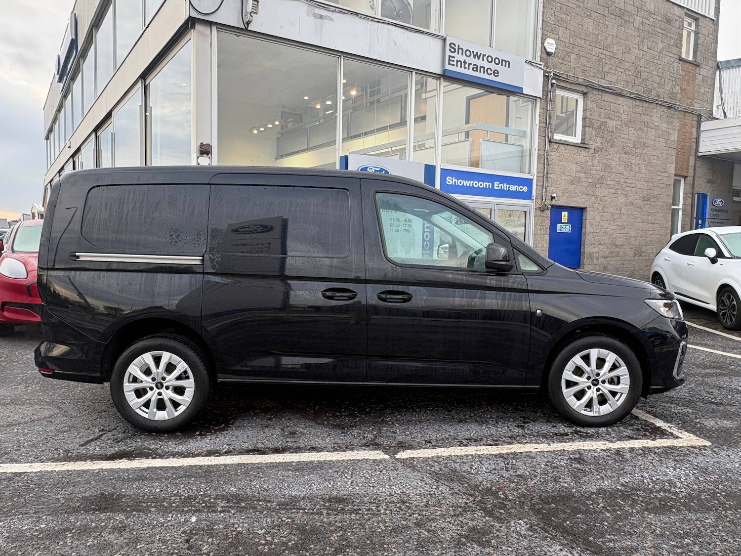Used Ford Transit Connect 2025 for sale - 77220559: Photo 3