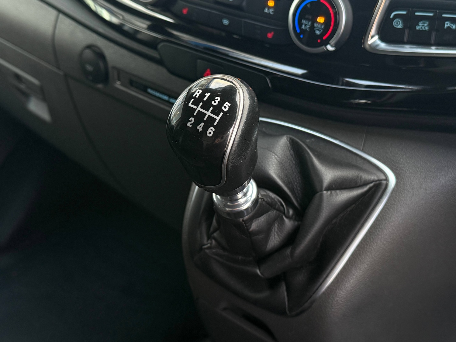 Used Ford Transit Custom 2022 for sale - 76798766: Photo 4