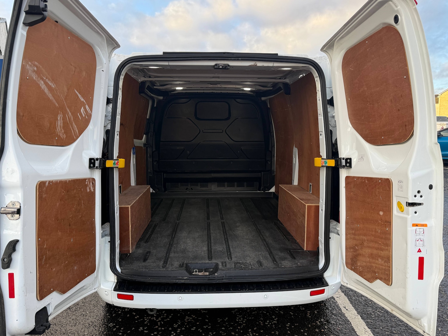 Used Ford Transit Custom 2022 for sale - 76798766: Photo 7