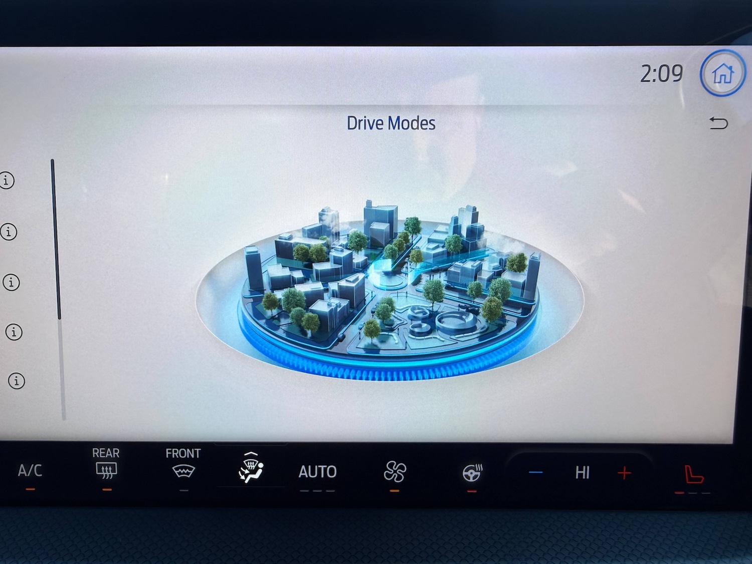 Used Ford Focus 2023 for sale - 77106998: Photo 23