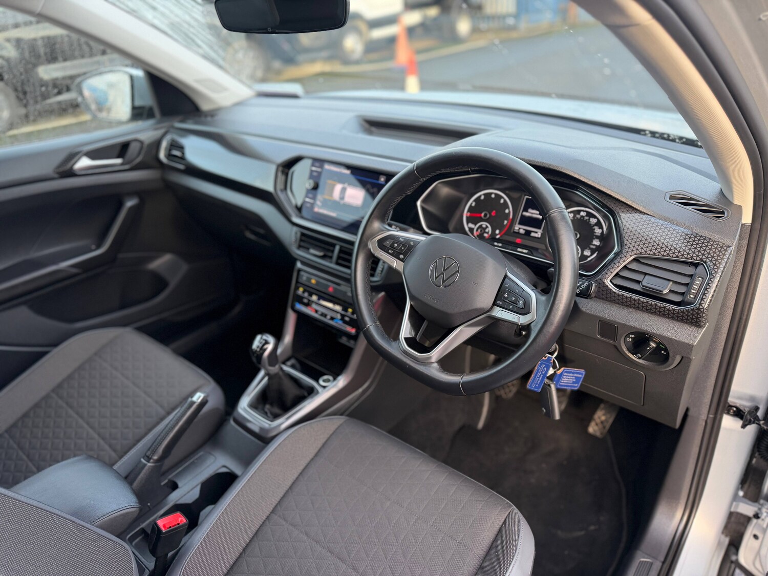 Used Volkswagen T-Cross 2022 for sale - 77541700: Photo 15