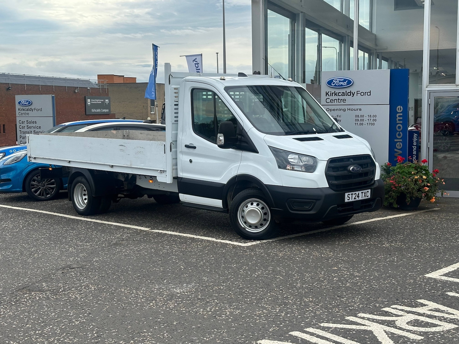 Used Ford Transit 2024 for sale - 76194438: Photo 1