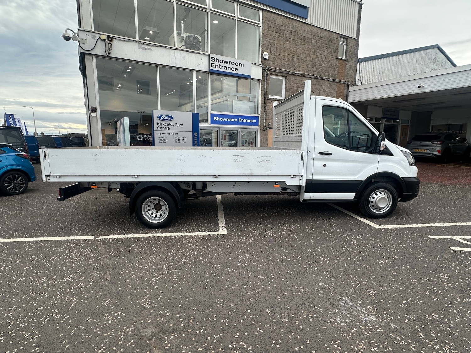 Used Ford Transit 2024 for sale - 76194438: Photo 2