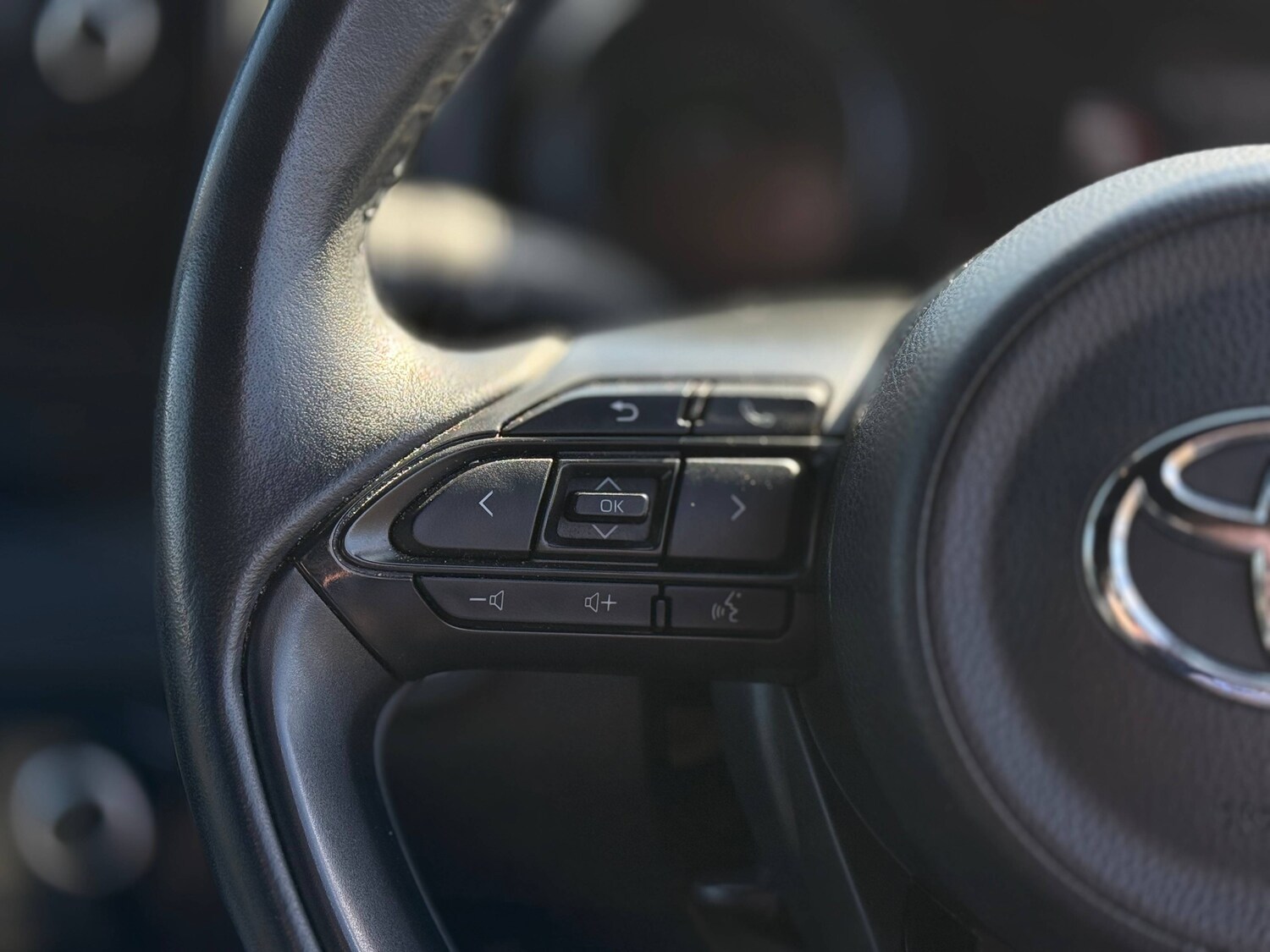 Used Toyota Yaris 2020 for sale - 76403409: Photo 14