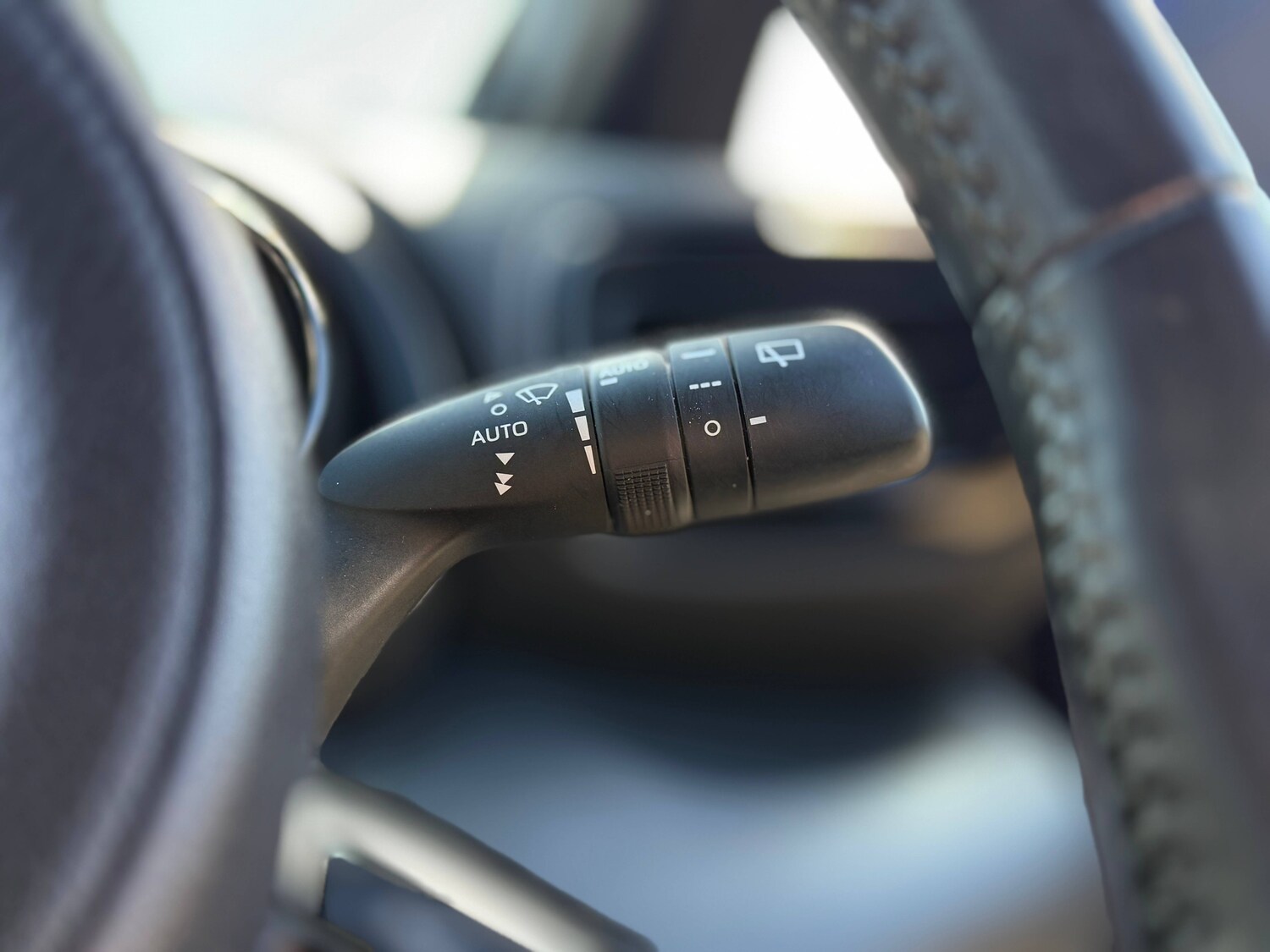 Used Toyota Yaris 2020 for sale - 76403409: Photo 18