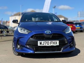 Used Toyota Yaris 2020 for sale - 76403409: Photo