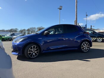 Used Toyota Yaris 2020 for sale - 76403409: Photo