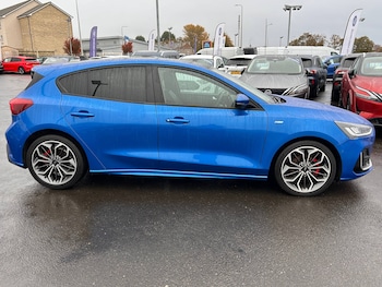 Used Ford Focus 2022 for sale - 76331025: Photo