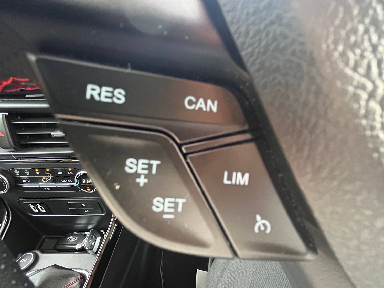 Used Ford Ecosport 2018 for sale - 76464628: Photo 20