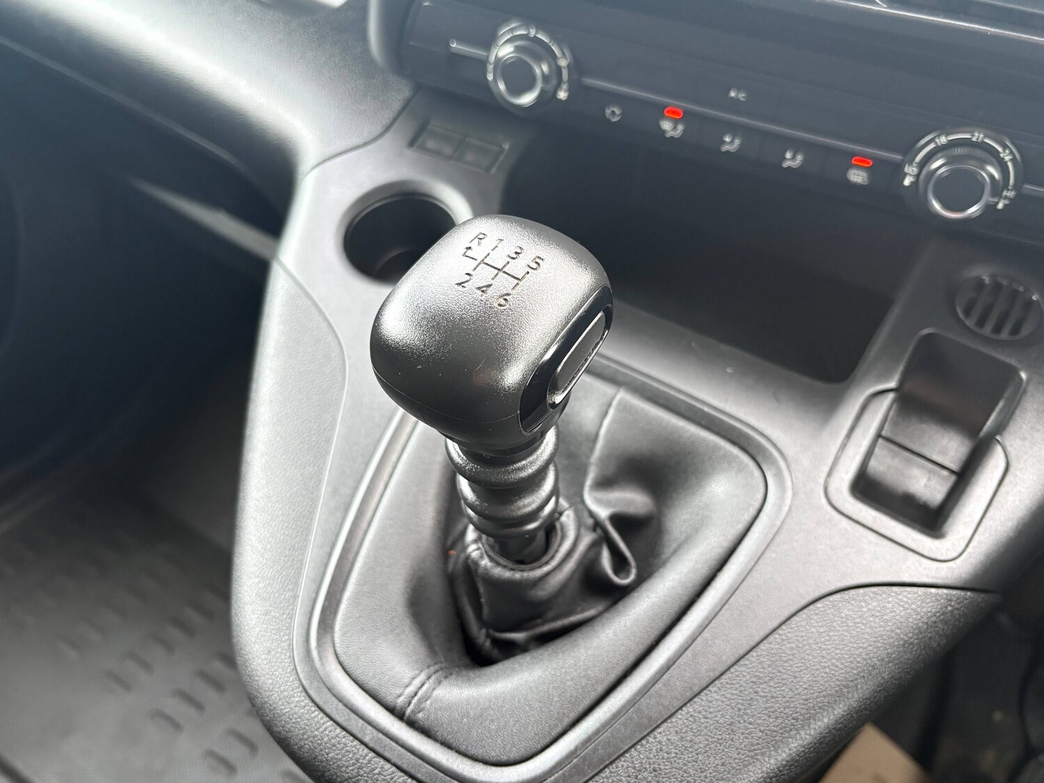 Used Peugeot Partner 2023 for sale - 77679788: Photo 6