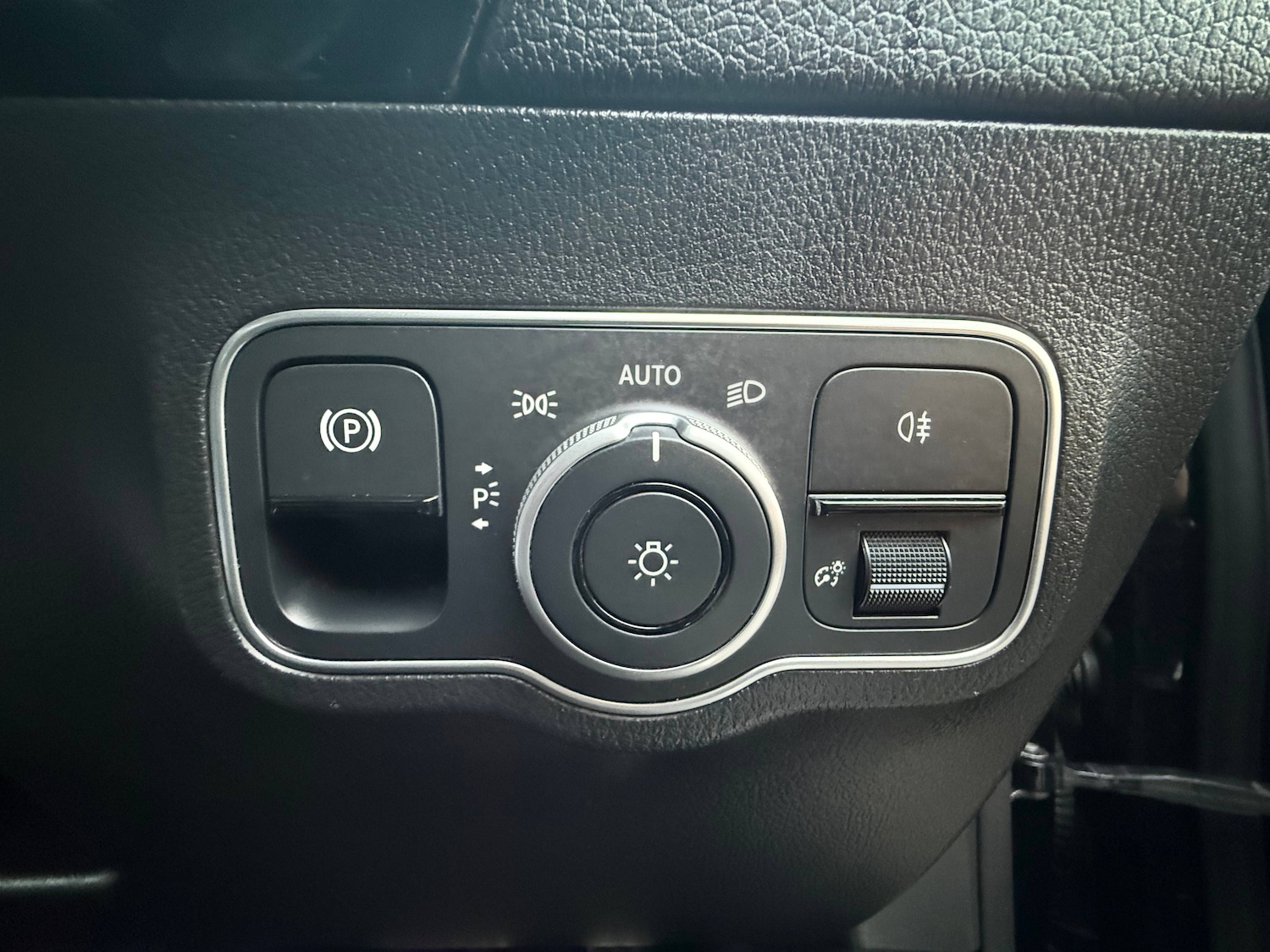 Used Mercedes-Benz EQA 2023 for sale - 77196637: Photo 15