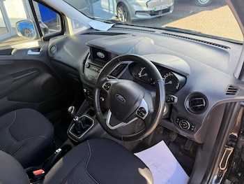 Used Ford Transit Courier 2023 for sale - 78150997: Photo