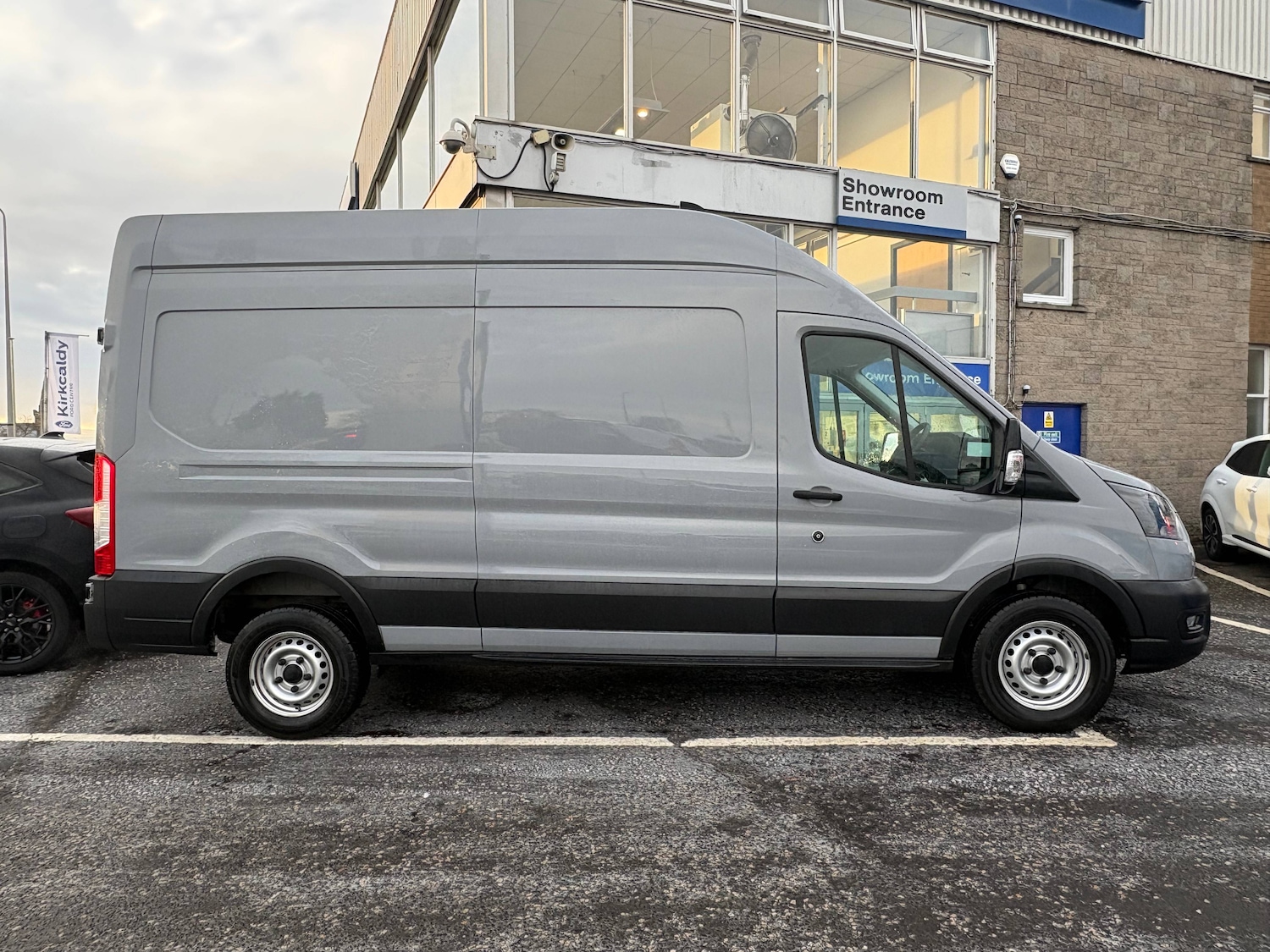 Used Ford Transit 2024 for sale - 77220558: Photo 2