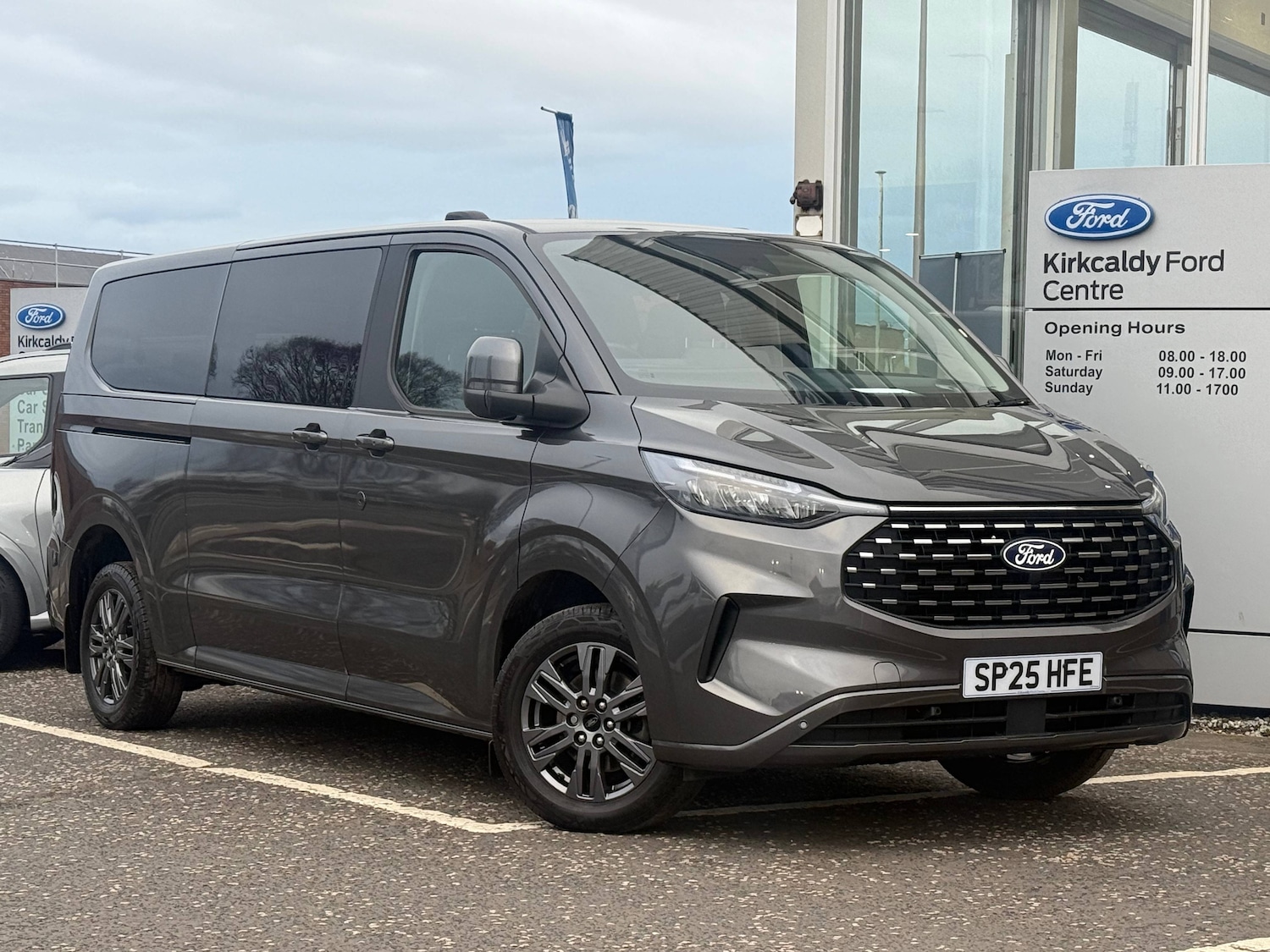 Used Ford Tourneo Custom 2025 for sale - 78038885: Photo 1