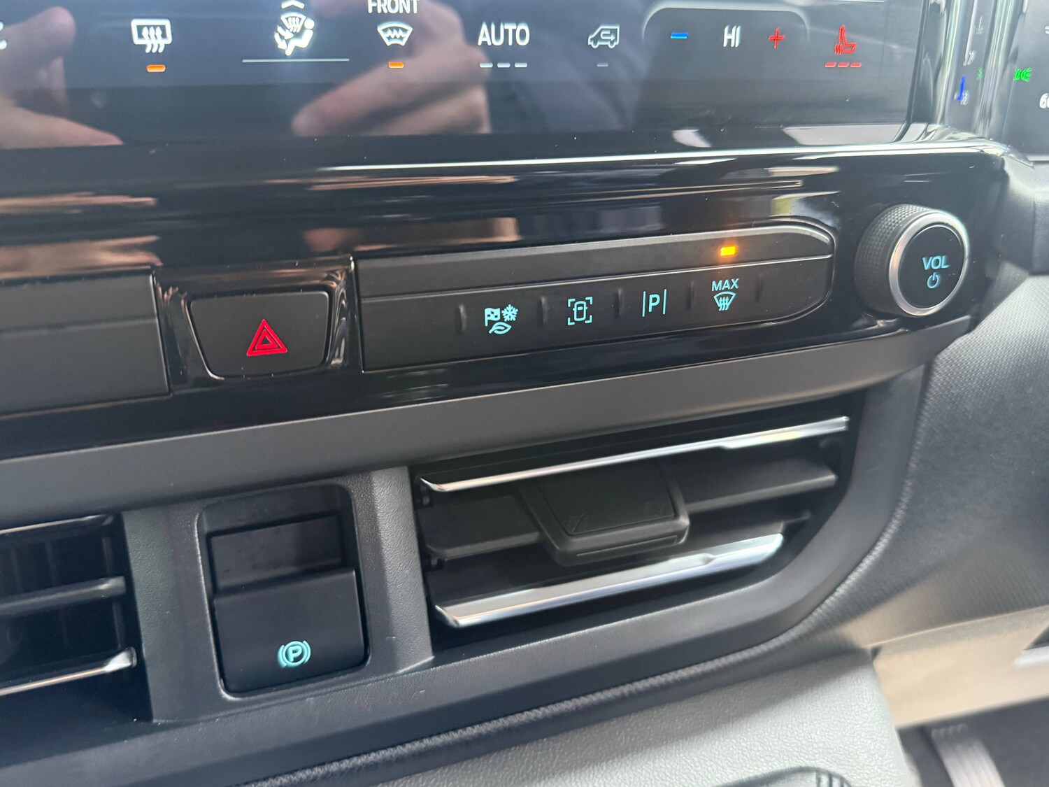 Used Ford Tourneo Custom 2025 for sale - 78038885: Photo 23