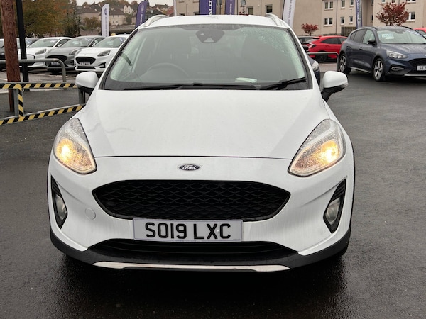 Used Ford Fiesta 2019 for sale - 76329745: Photo 2