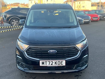 Used Ford Grand Tourneo Connect 2022 for sale - 76555389: Photo