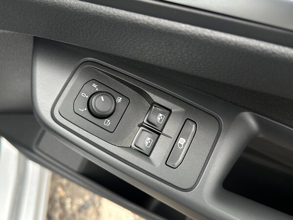 Used Ford Transit Connect 2025 for sale - 76266309: Photo 25