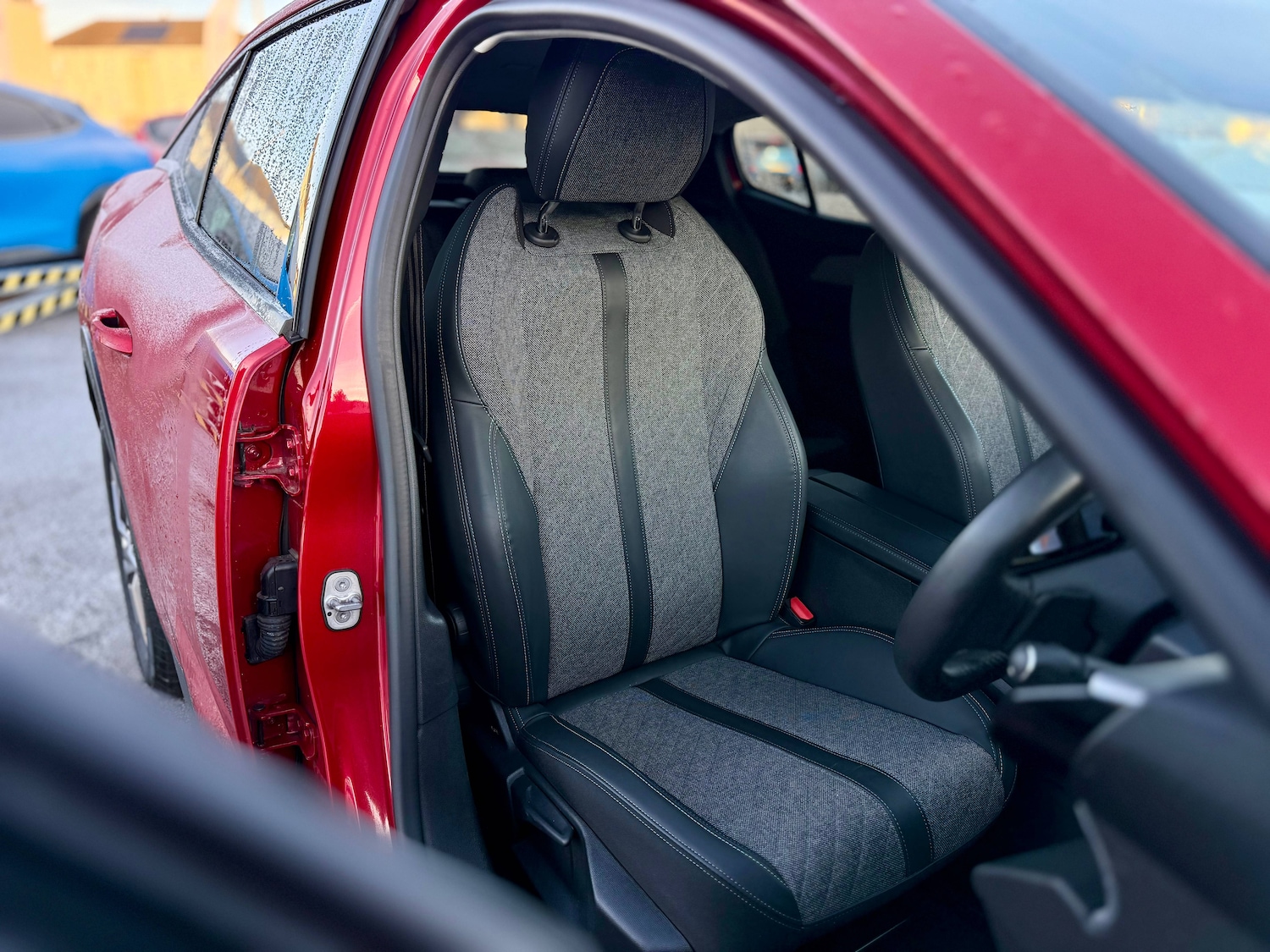 Used Peugeot 408 2023 for sale - 77100150: Photo 11