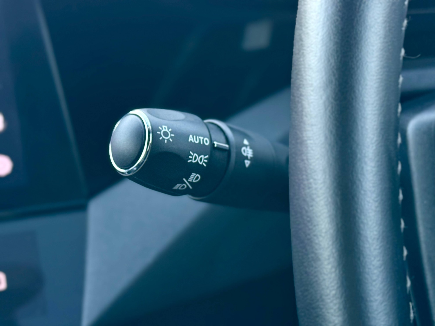 Used Peugeot 408 2023 for sale - 77100150: Photo 15