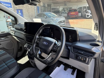 Used Ford Transit Custom 2024 for sale - 79098381: Photo