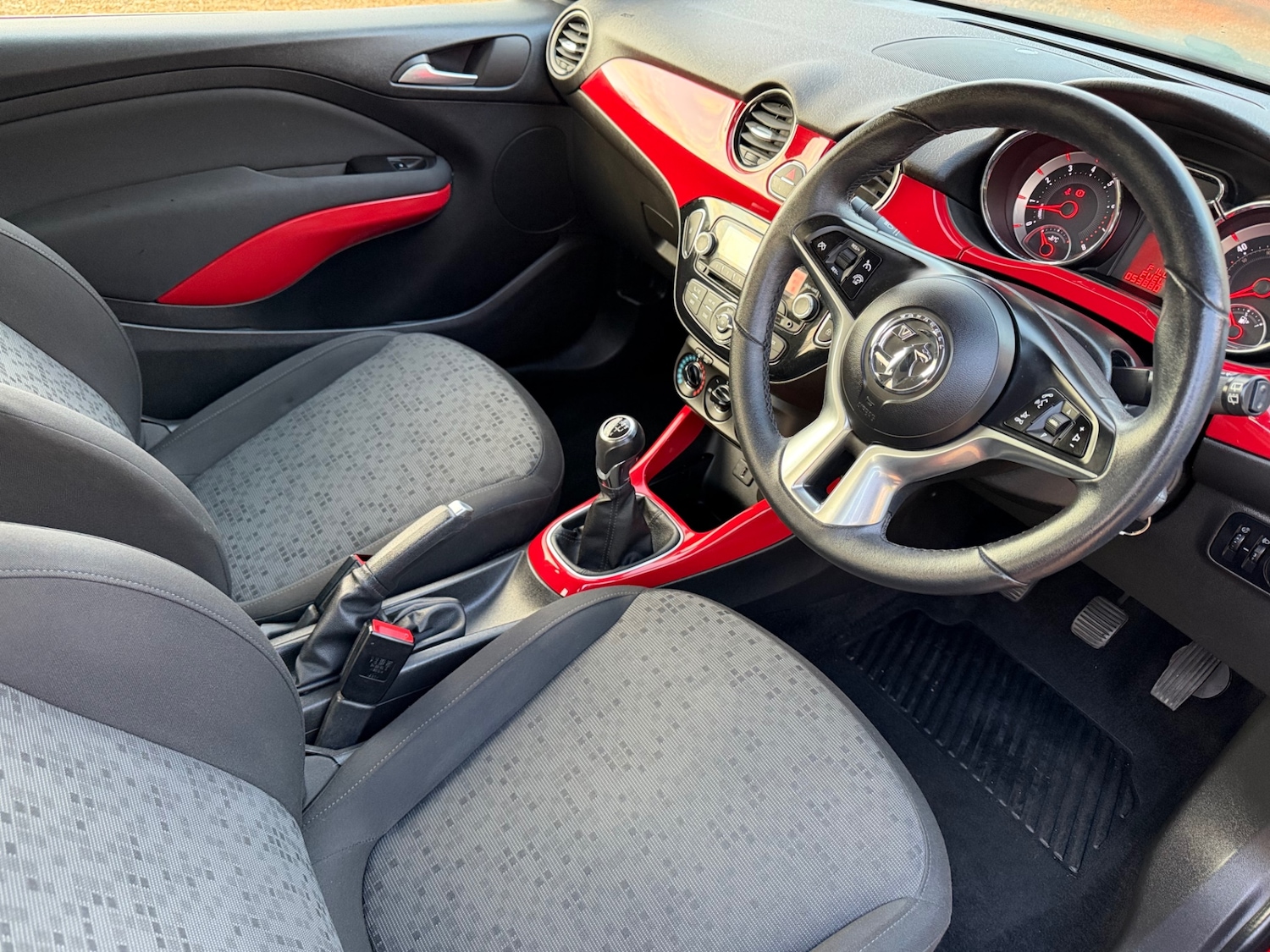 Used Vauxhall ADAM 2014 for sale - 77495115: Photo 8