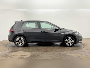 Used Volkswagen Golf 2020 for sale - 78246672: Photo