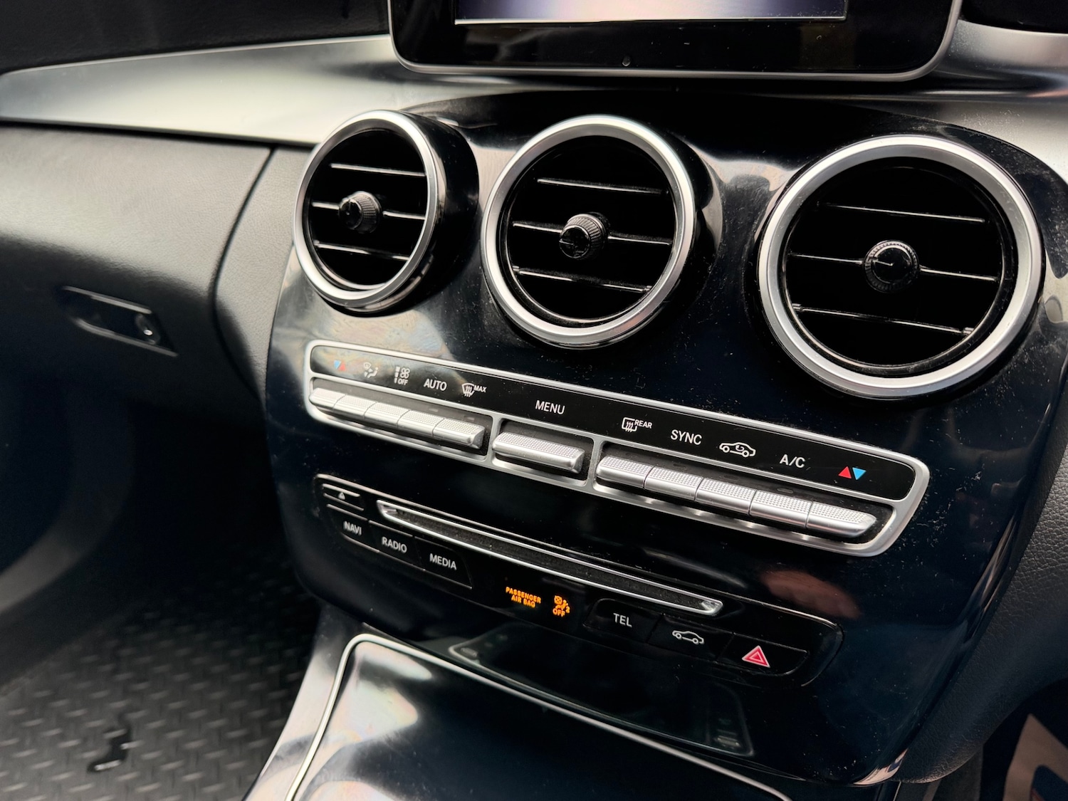 Used Mercedes-Benz C Class 2016 for sale - 77487089: Photo 21